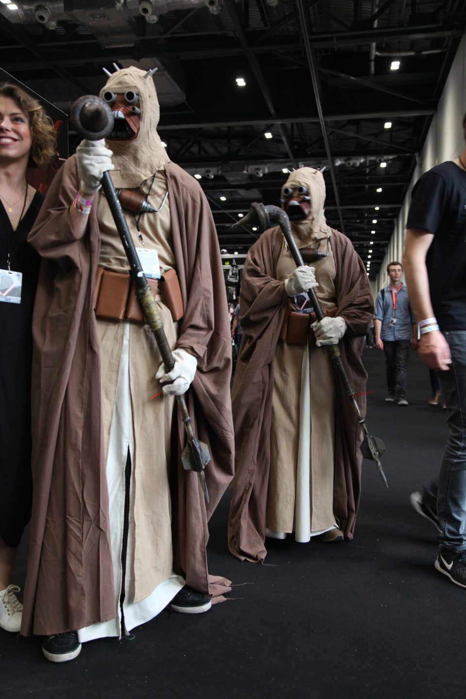 Cosplay de Incursores Tusken en la Star Wars Celebration 2016