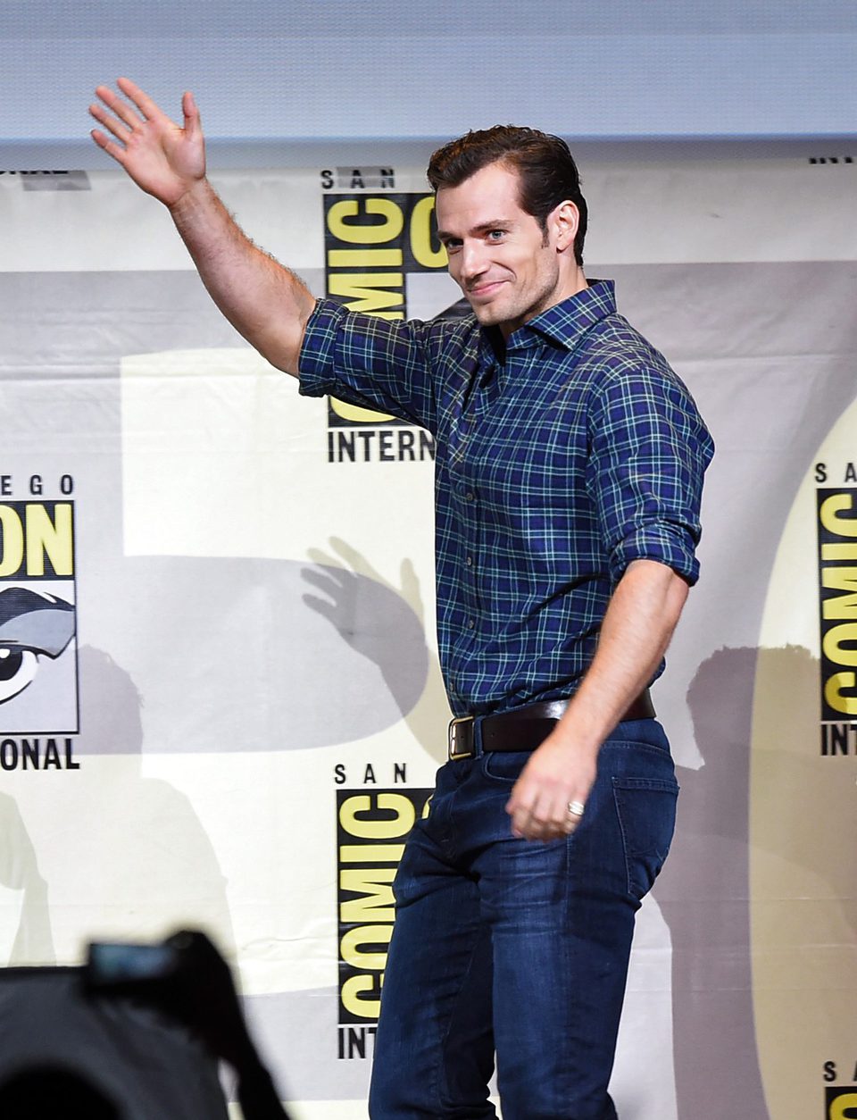 Henry Cavill llegando a la Comic-Con