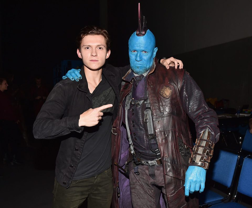 Tom Holland y el disfraz de Michael Rooker