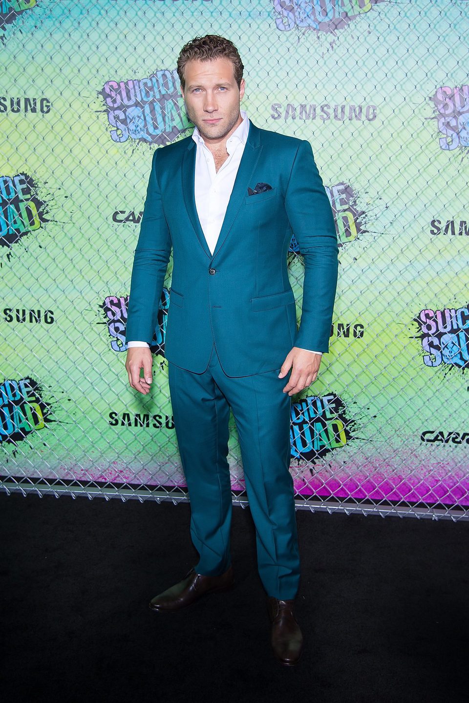 Jai Courtney en la premiere mundial de 'Escuadrón Suicida'