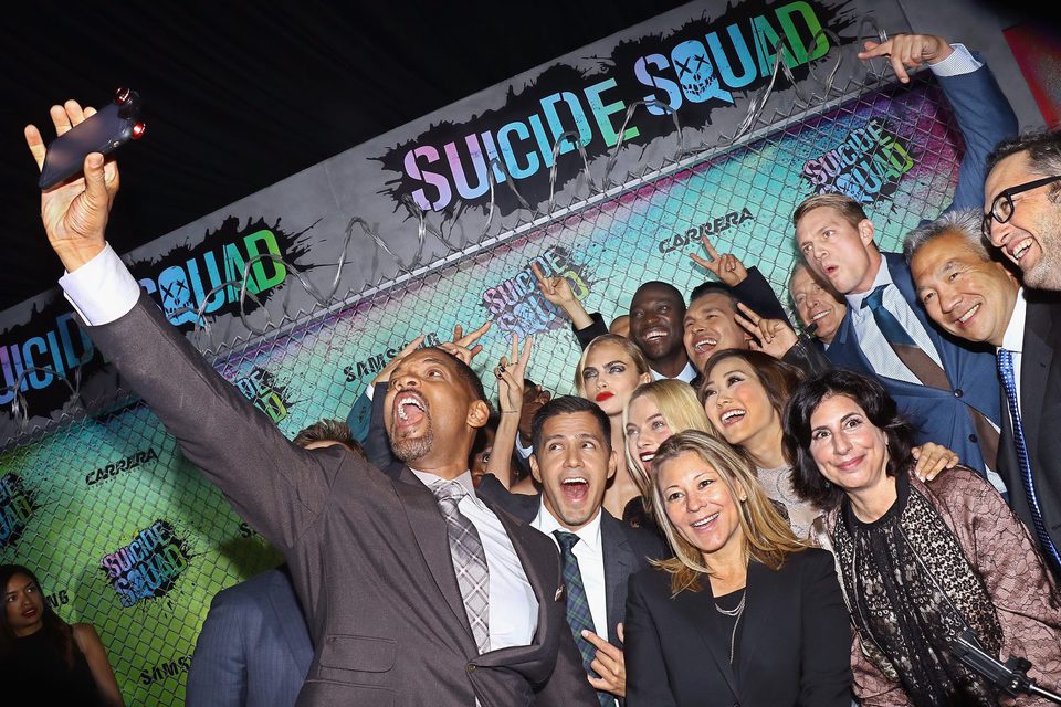 Los actores de 'Escuadrón Suicida' se hacen un selfie en la premiere mundial