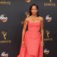 Regina King en la alfombra roja de los Emmy 2016