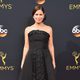 Maura Tierney en la alfombra roja de los Emmy 2016