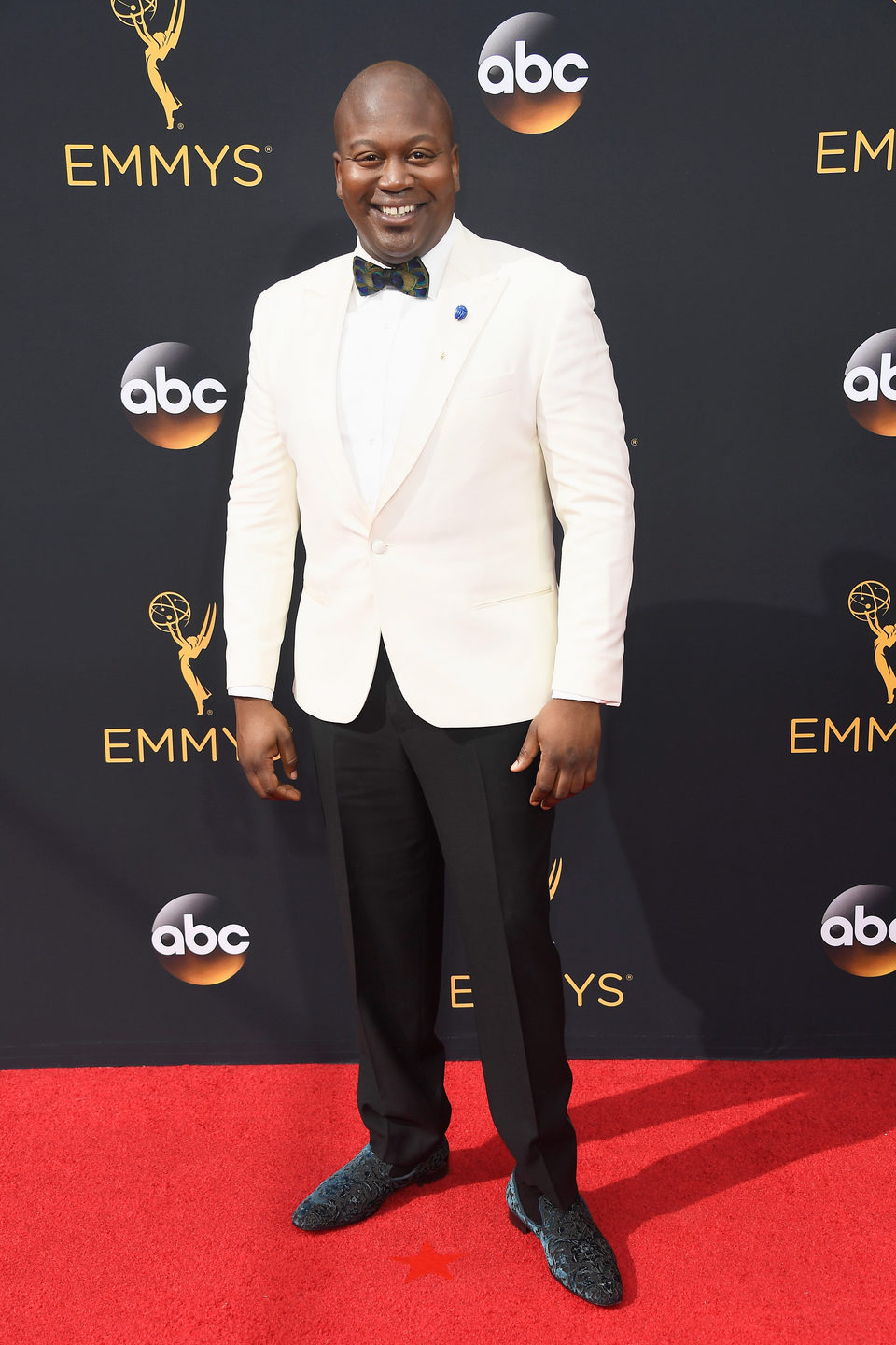 Tituss Burgess en la alfombra roja de los Emmy 2016