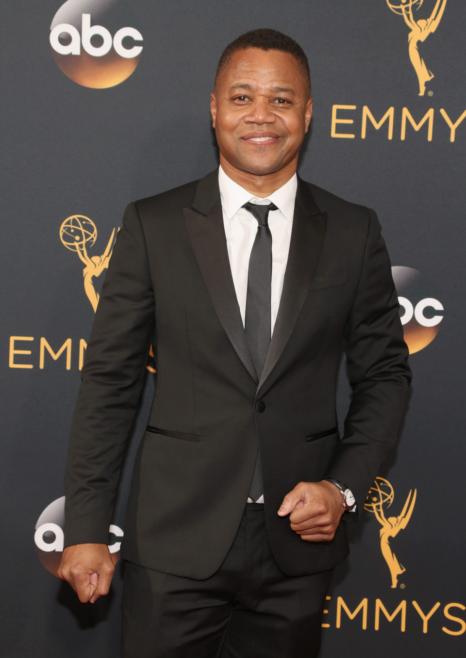 Cuba Gooding Jr. en la alfombra roja de los Emmy 2016