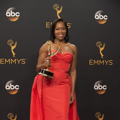 Regina King tras la ceremonia de los Emmy 2016