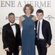 Sigourney Weaver, Bayona y Lewis MacDougall en la premiere de 'Un monstruo viene a verme'