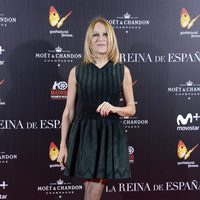 Antonia San Juan posa en la alfombra roja de la premiere de 'La reina de España'