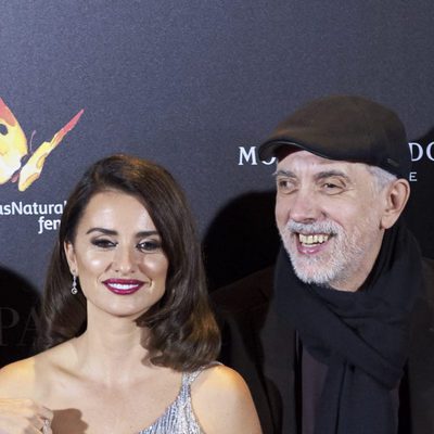 Fernando Trueba y Penélope Cruz juntos en la premiere de 'La reina de España'