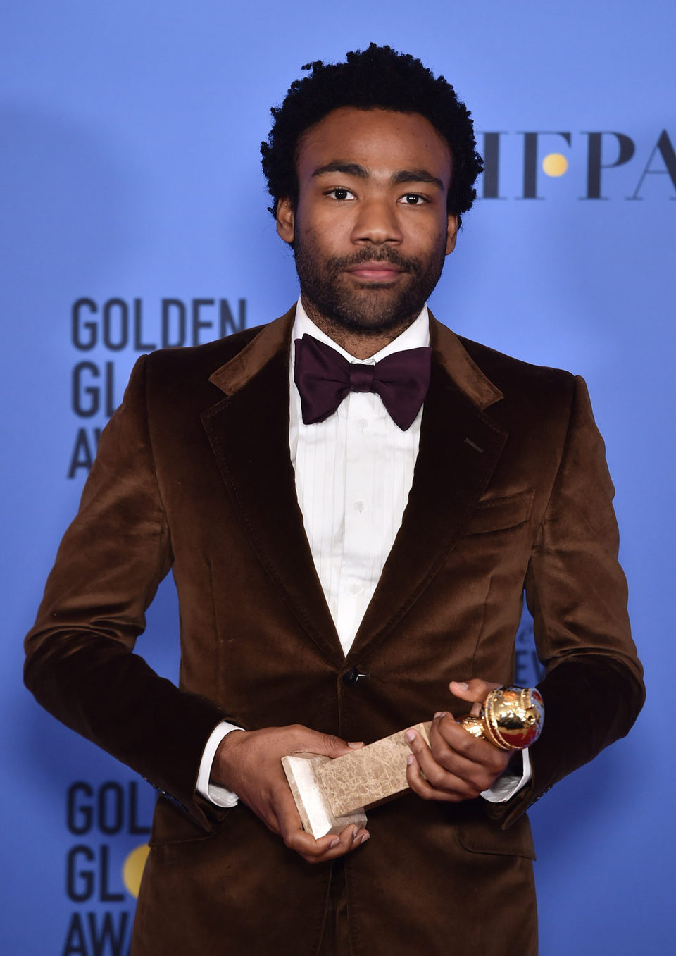 Donald Glover tras la ceremonia de los Globos de Oro 2017