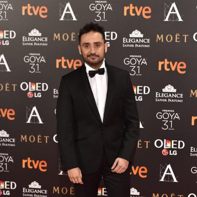 El director Juan Antonio Bayona, nominado a Mejor director, en la alfombra roja de los Premios Goya 2017