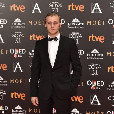 El actor  Emilio Palacios en la alfombra roja de los Premios Goya 2017