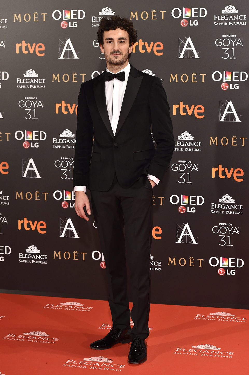 Miki Esparbé, actor de  'El rey tuerto', en la alfombra roja de los Premios Goya 2017