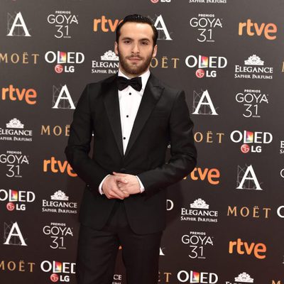 Ricardo Gómez, actor de la serie 'Cuéntame cómo pasó' en la alfombra roja de los premios Goya 2017