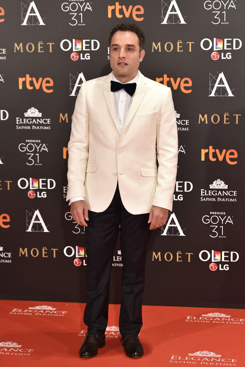 El director Daniel Guzmán en  la alfombra roja de los Premios Goya 2017