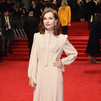 Isabelle Huppert en la alfombra roja de los BAFTA 2007