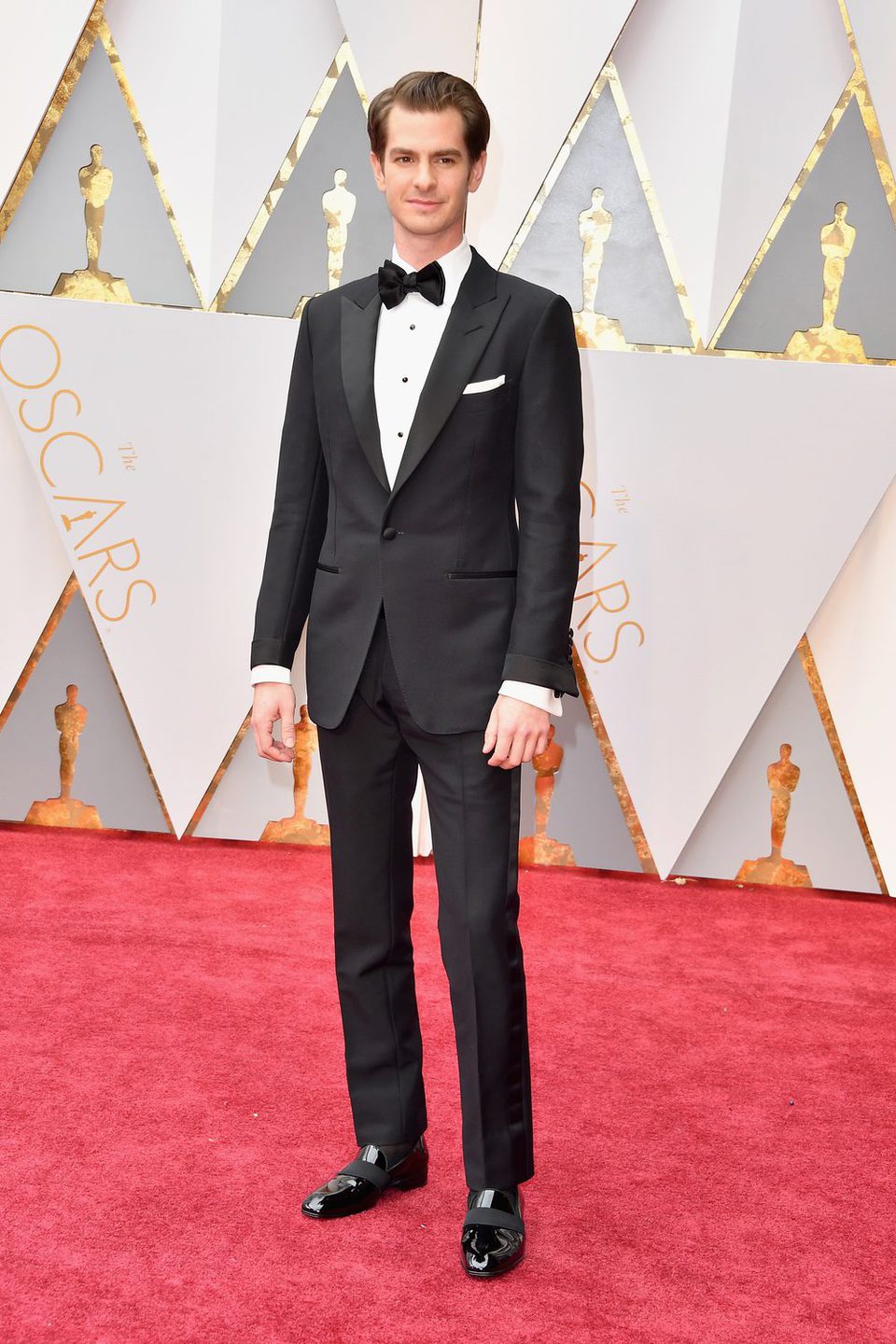 Andrew Garfield en la alfombra roja de los Premios Oscar 2017