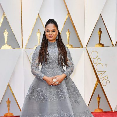 Ava Duvernay en la alfombra roja de los Premios Oscar 2017