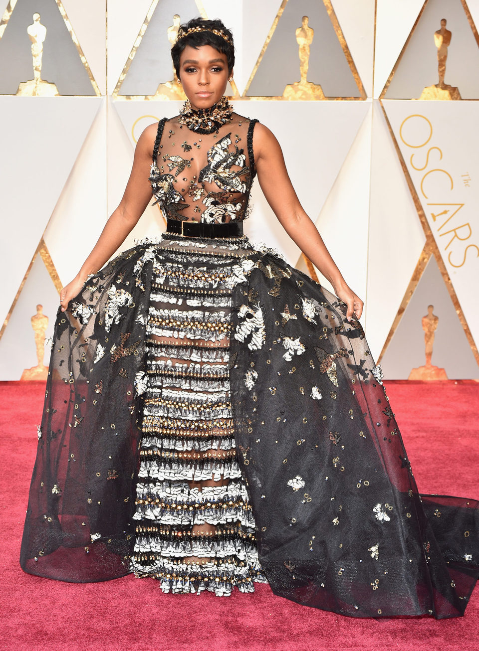 Janelle Monae en la alfombra roja de los Oscar 2017