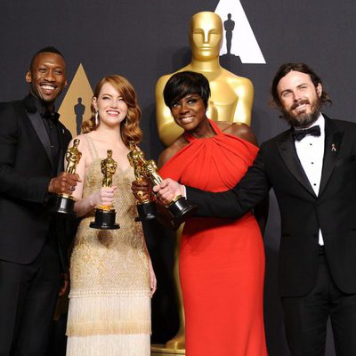 Mahershala Ali, Emma Stone, Viola Davis y Casey Affleck, ganadores de los Oscar 2017