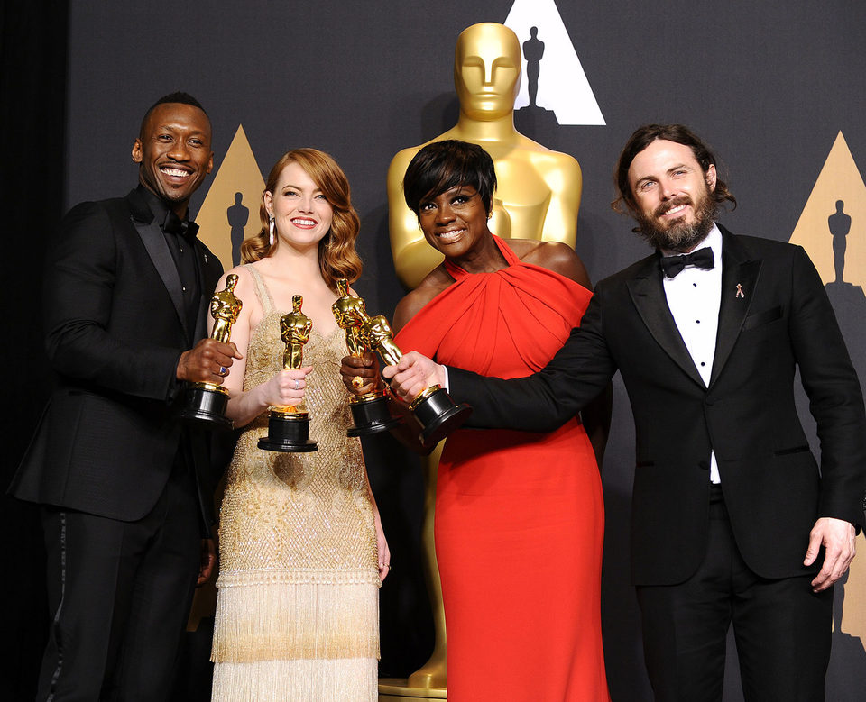 Mahershala Ali, Emma Stone, Viola Davis y Casey Affleck, ganadores de los Oscar 2017