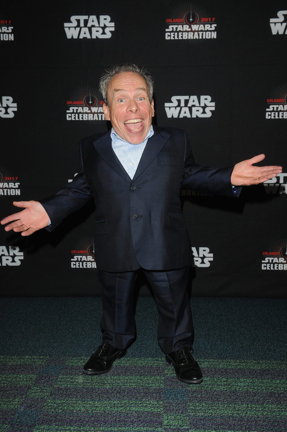 Warwick Davis en la Star Wars Celebration