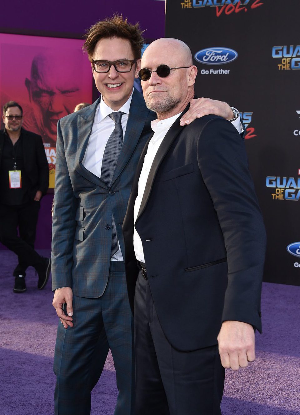 James Gunn y Michael Rooker en la premiere mundial de 'Guardianes de la galaxia Vol. 2'