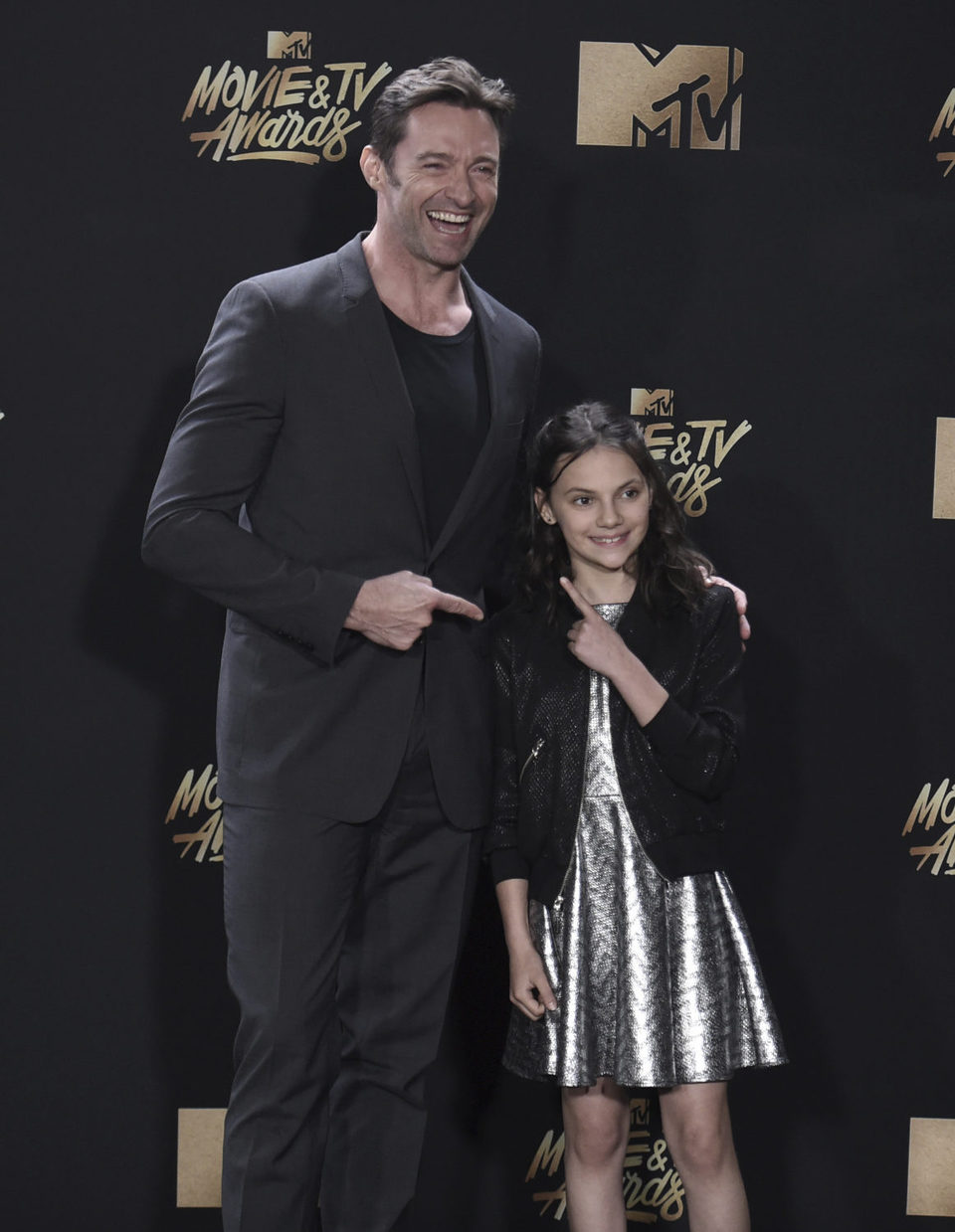 Hugh Jackman y Dafne Kenn en los MTV Movie & TV Awards 2017