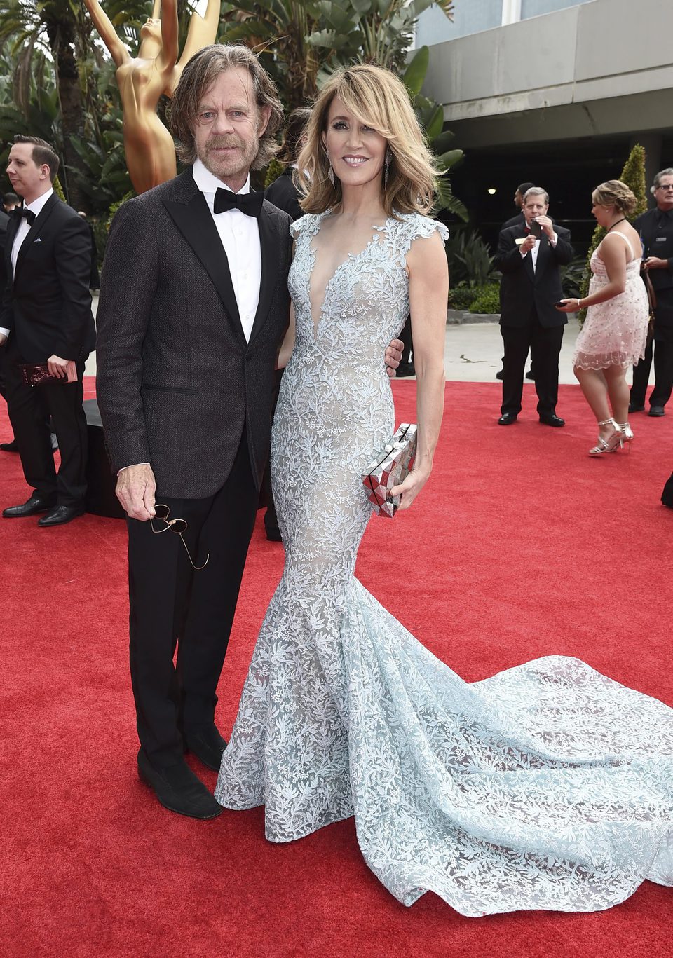 William H. Macy y Felicity Huffman en la alfombra roja de los premios Emmy 2017