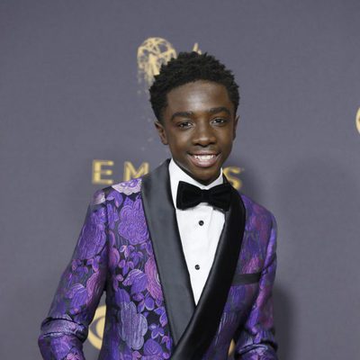 Caleb McLaughlin en la alfombra roja de los premios Emmy 2017