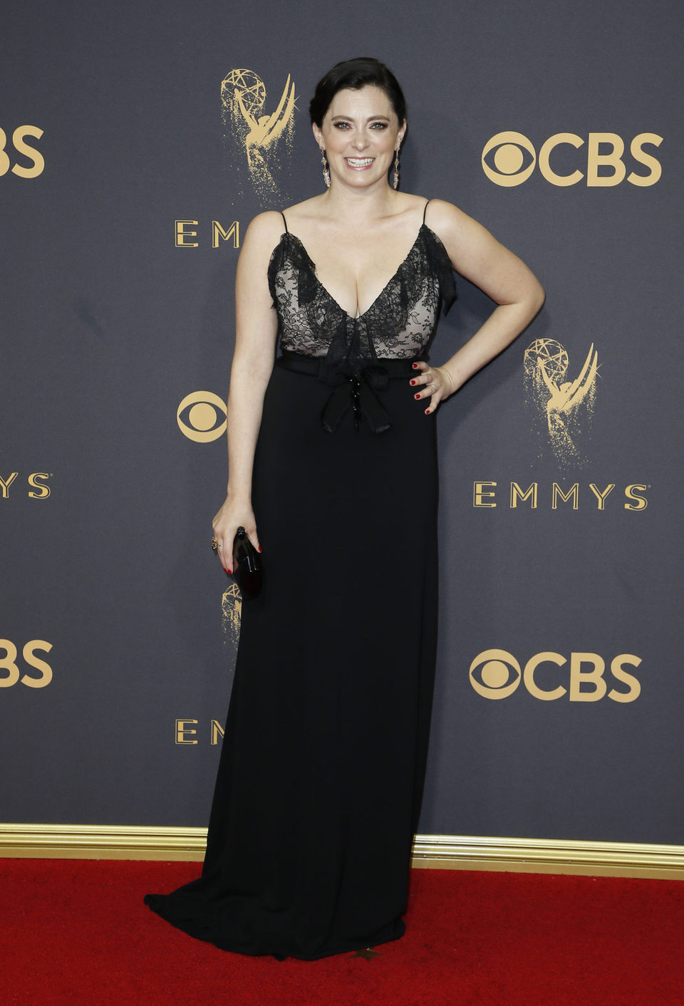 Rachel Bloom en la alfombra roja de los Emmy 2017