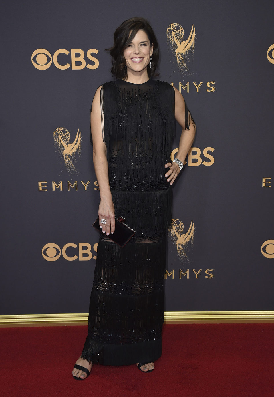 Neve Campbell en la alfombra roja de los Emmy 2017