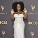 Uzo Aduba en la alfombra roja de los Emmy 2017