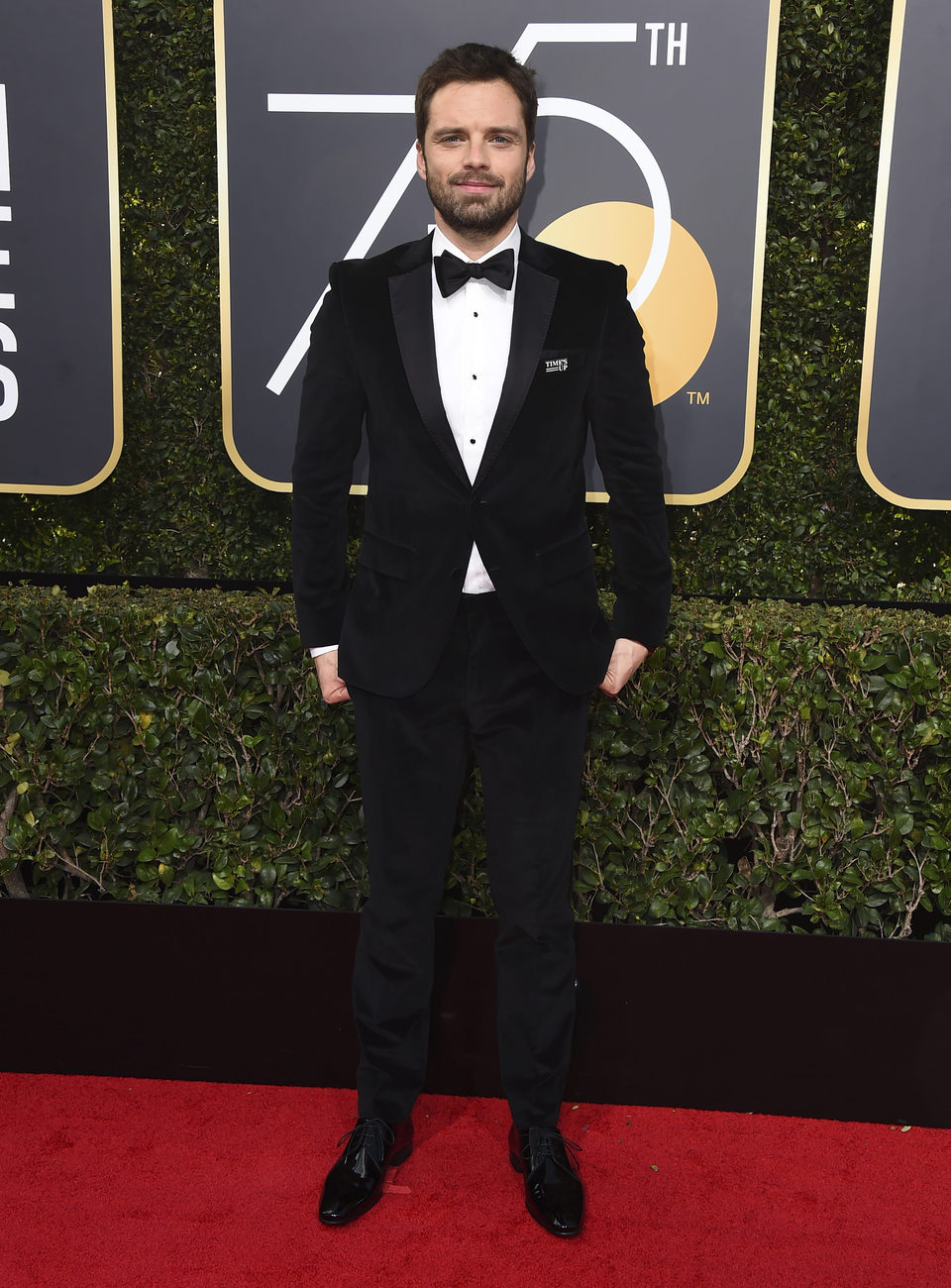 Sebastian Stan en la alfombra roja de los Globos de oro 2018