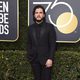 Kit Harington en la alfombra roja de los Globos de Oro 2018