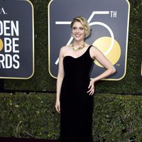 Greta Gerwig en la alfombra roja de los Globos de Oro 2018