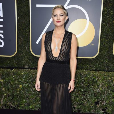 Kate Hudson en la alfombra roja de los Globos de Oro 2018