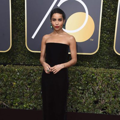 Zoe Kravitz en la alfombra roja de los Globos de Oro 2018 