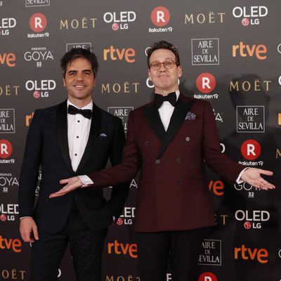 Ernesto Sevilla y Joaquin Reyes en la alfombra roja de los Premios Goya 