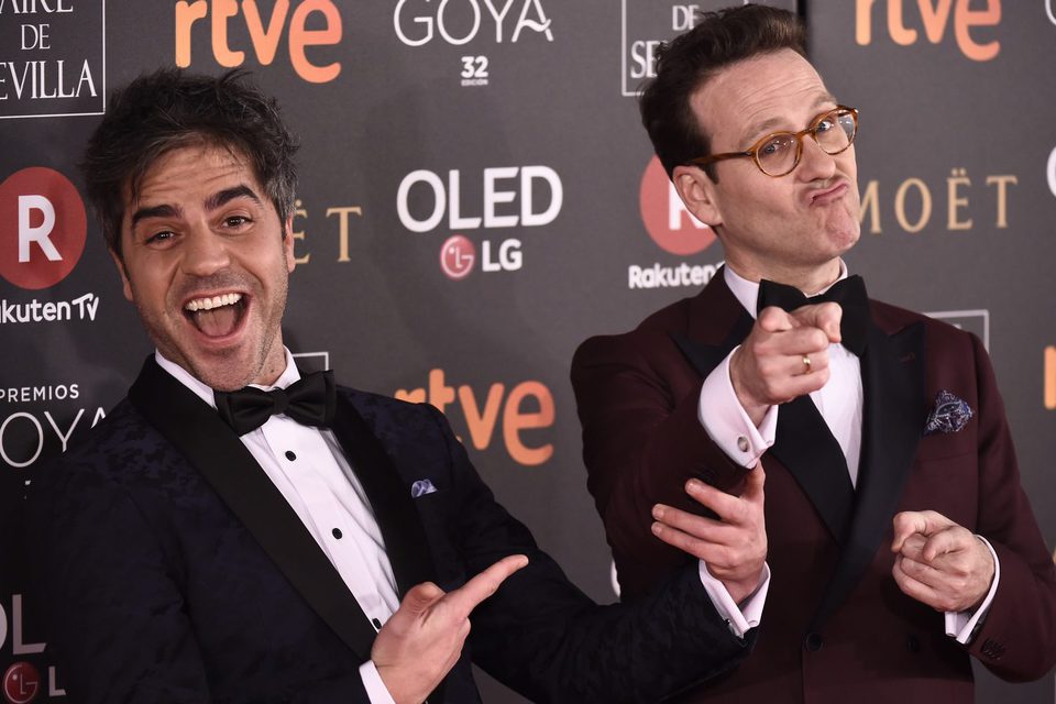 Ernesto Sevilla y Joaquin Reyes en la alfombra roja de los Premios Goya