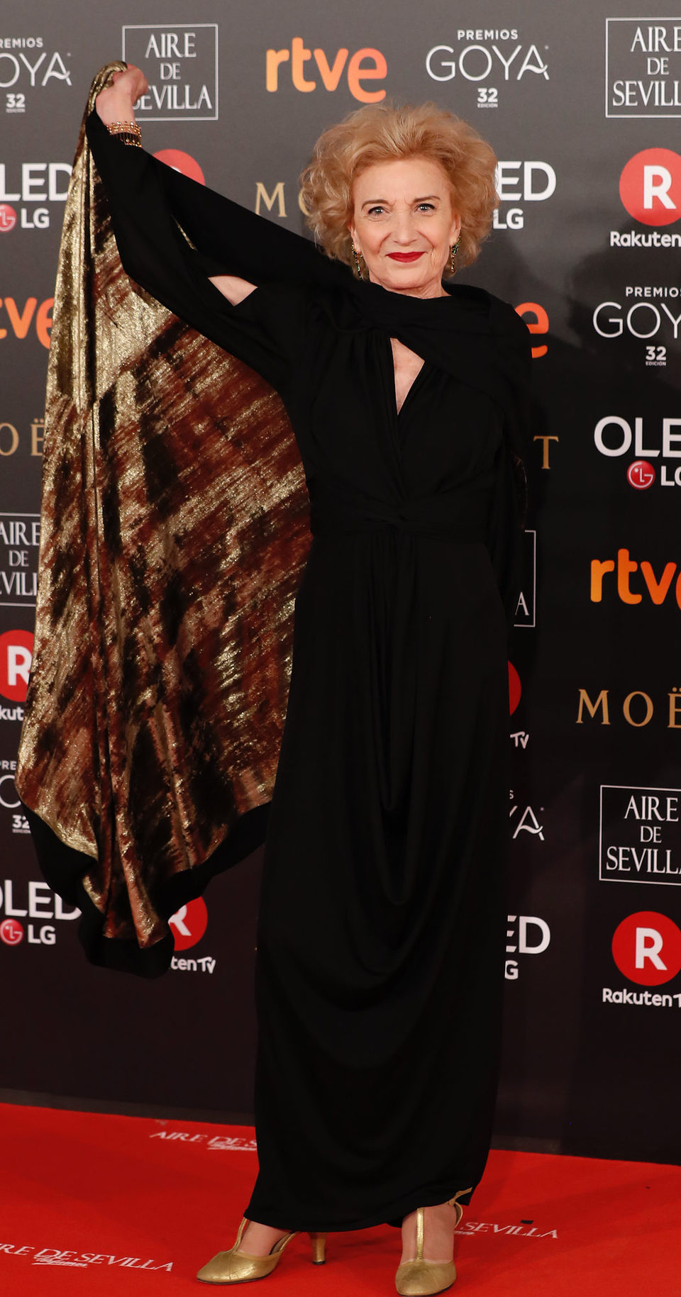 Marisa Paredes ganadora del Goya de Honor en la alfombra roja de los Premios Goya 2018