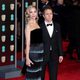 Leslie Bibb y Sam Rockwell en la alfombra roja de los BAFTA 2018