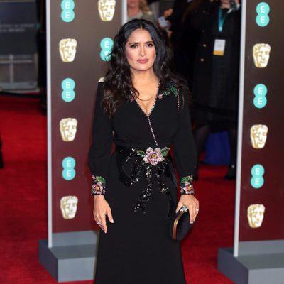 Salma Hayek en la alfombra roja de los BAFTA 2018