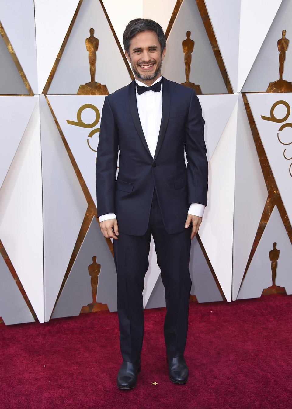 Gael García Bernal en la alfombra roja de los Oscar 2018