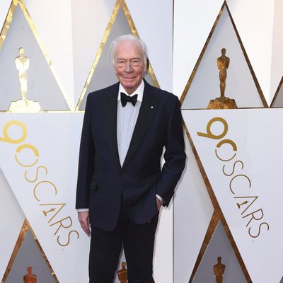 Christopher Plummer en la alfombra roja de los Oscar 2018