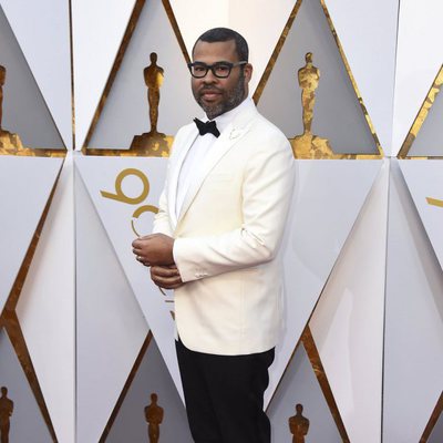 Jordan Peele en la alfombra roja de los Oscar 2018