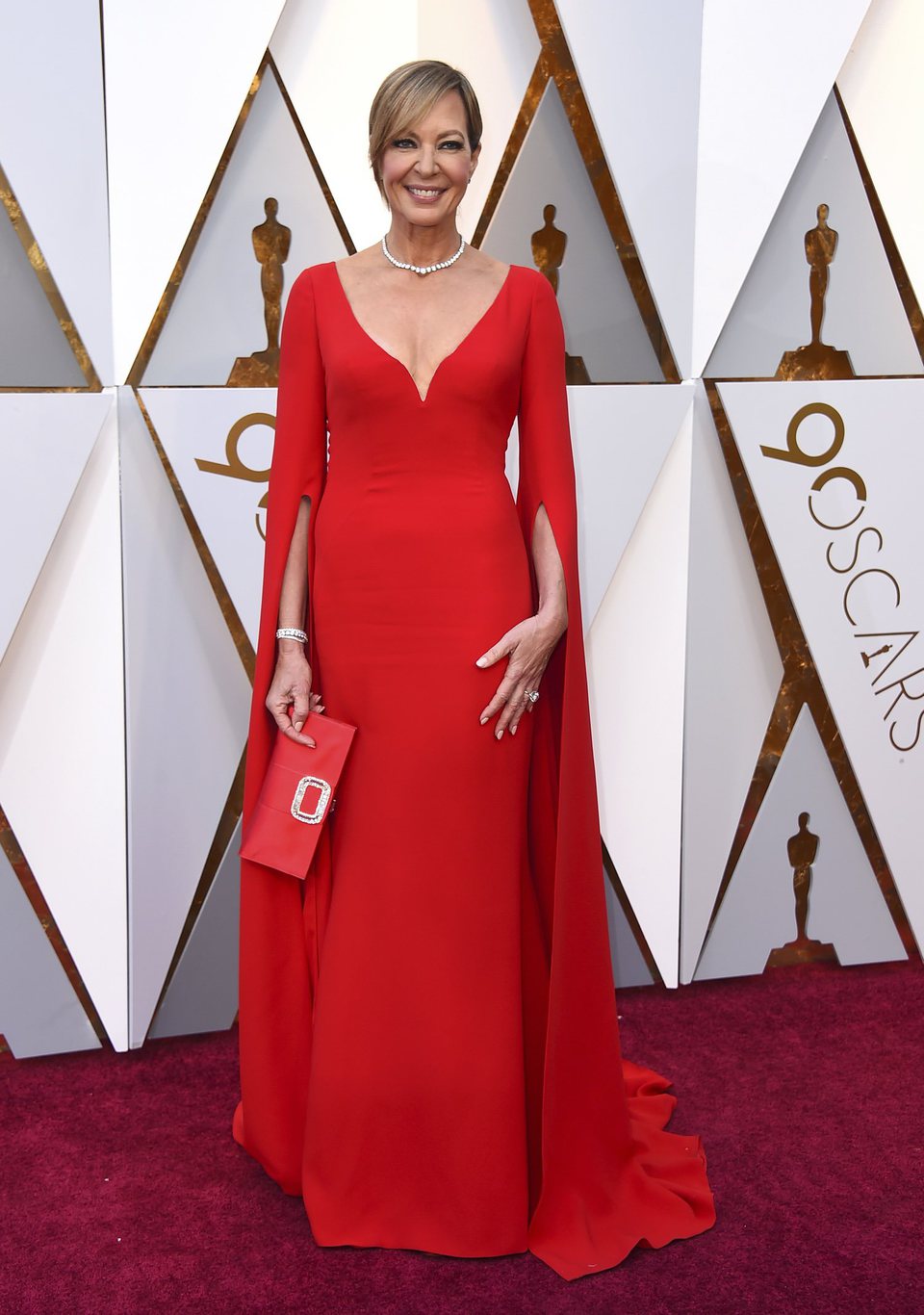 Allison Janney en la alfombra roja de los Oscar 2018