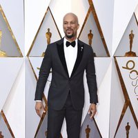 Common en la alfombra roja de los Oscar 2018