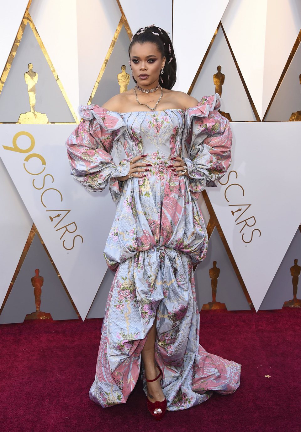 Andra Day en la alfombra roja de los Oscar 2018