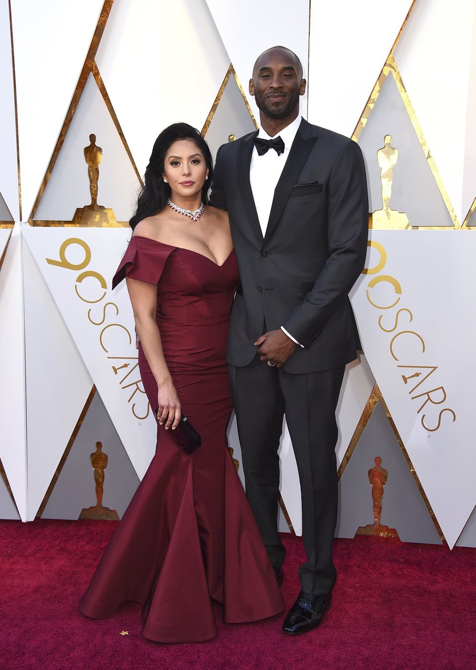 Kobe Bryant  y Vanessa Laine Bryant en la alfombra roja de los Oscars 2018